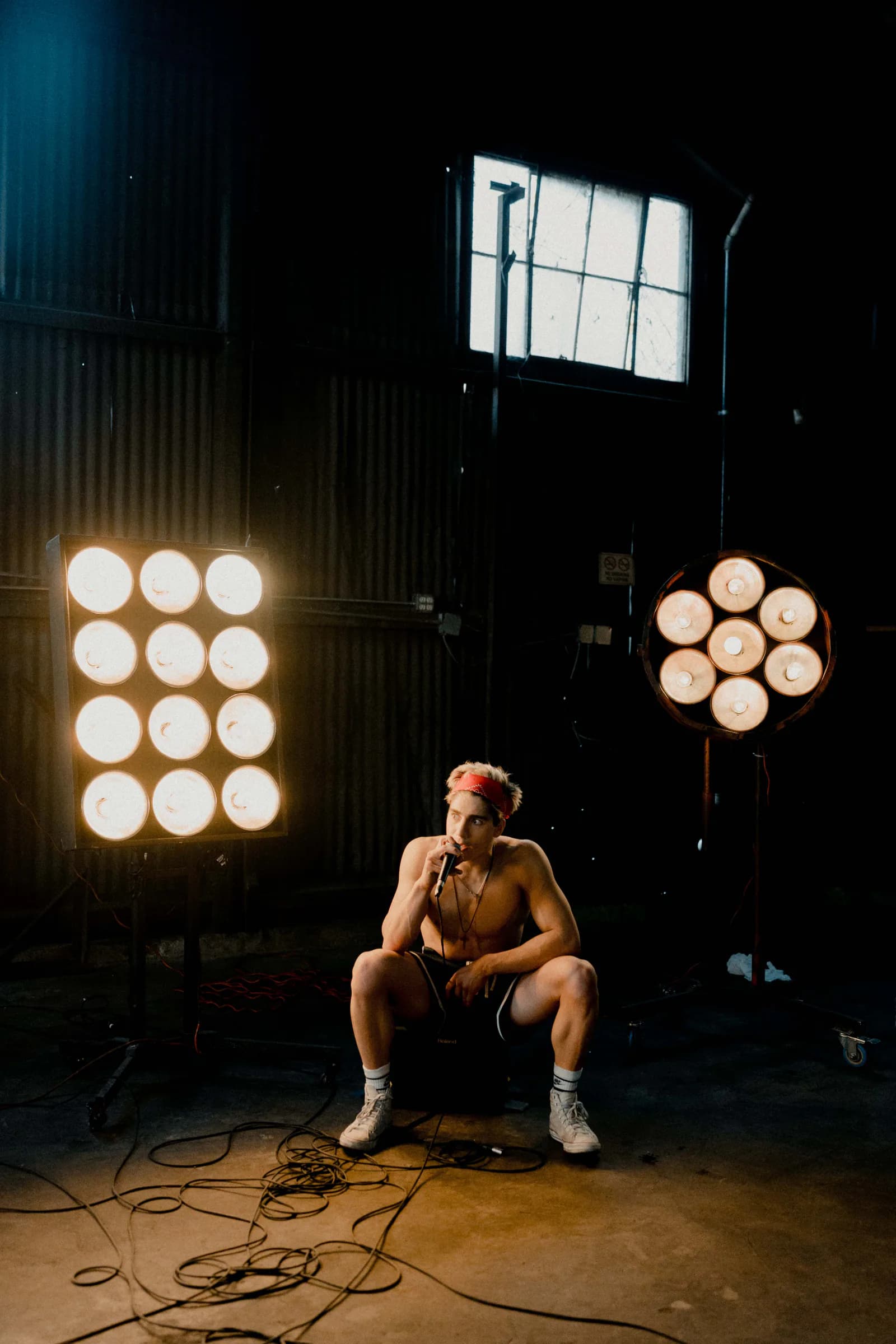 HIGH TIDE BTS behind-the-scenes photograph 11.