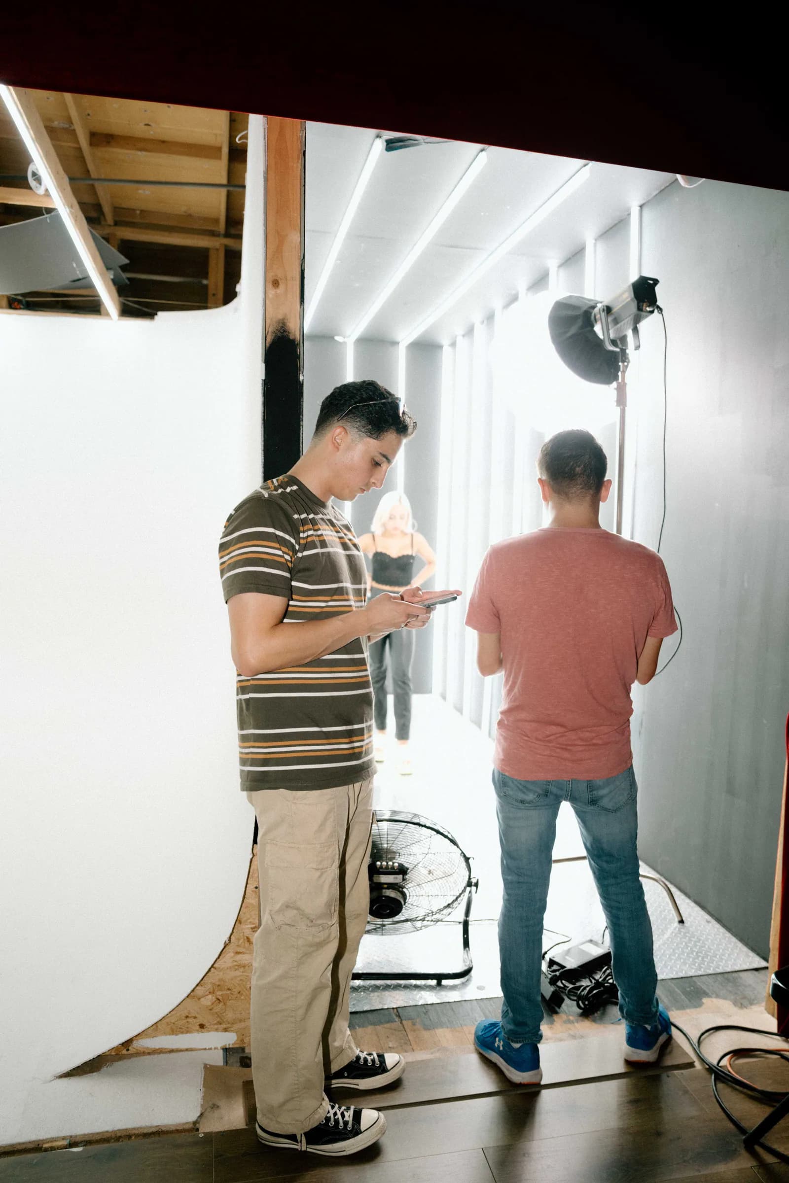 Z3LLA BTS behind-the-scenes photograph 13.