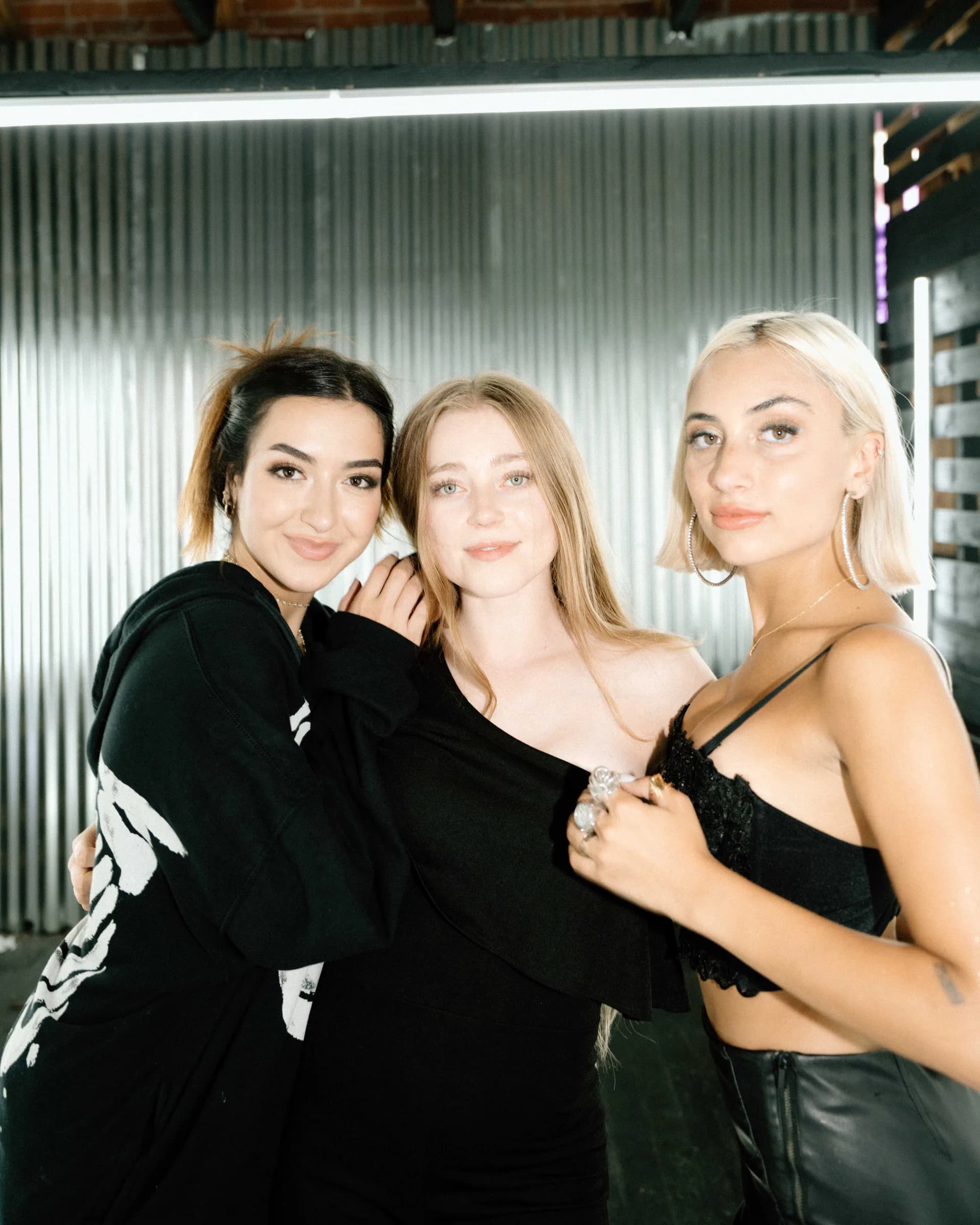 Z3LLA BTS behind-the-scenes photograph 30.