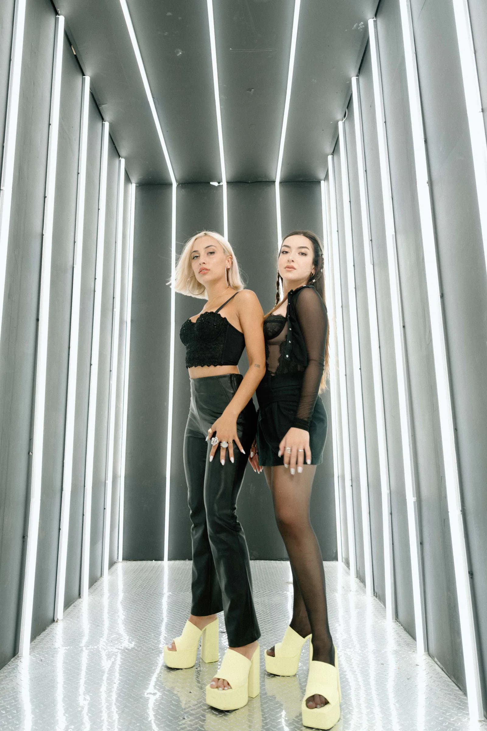 Z3LLA BTS behind-the-scenes photograph 8.